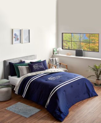 Комплект покрывала Lacoste Home Big Croc 2-Pc., Twin