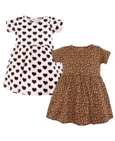 Leopard and hearts