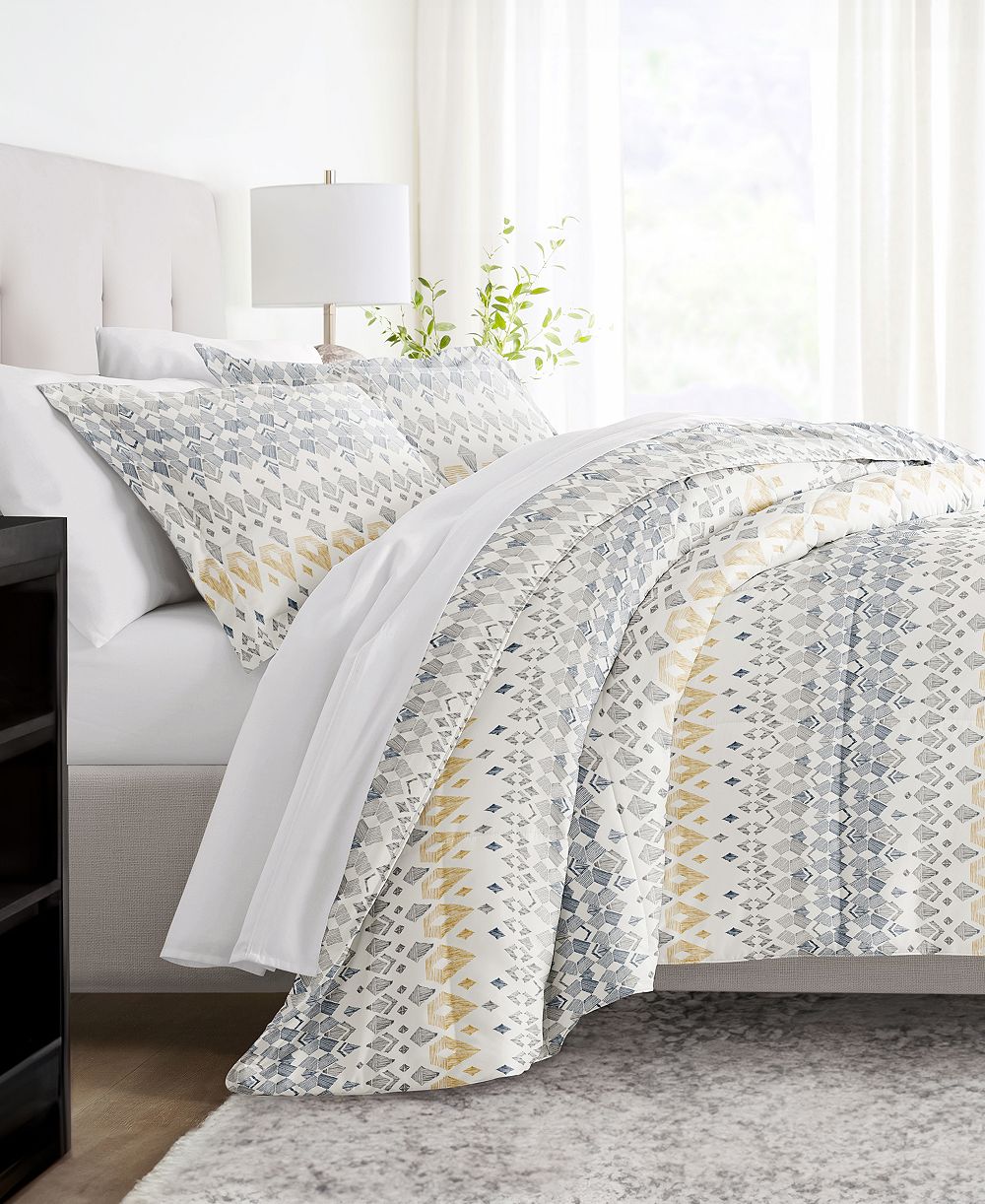ienjoy Home Mayan Stamp 2-Piece Comforter Set, Twin/Twin XL