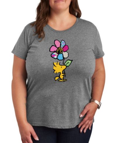Trendy Plus Size Peanuts Woodstock Flower Graphic T-shirt