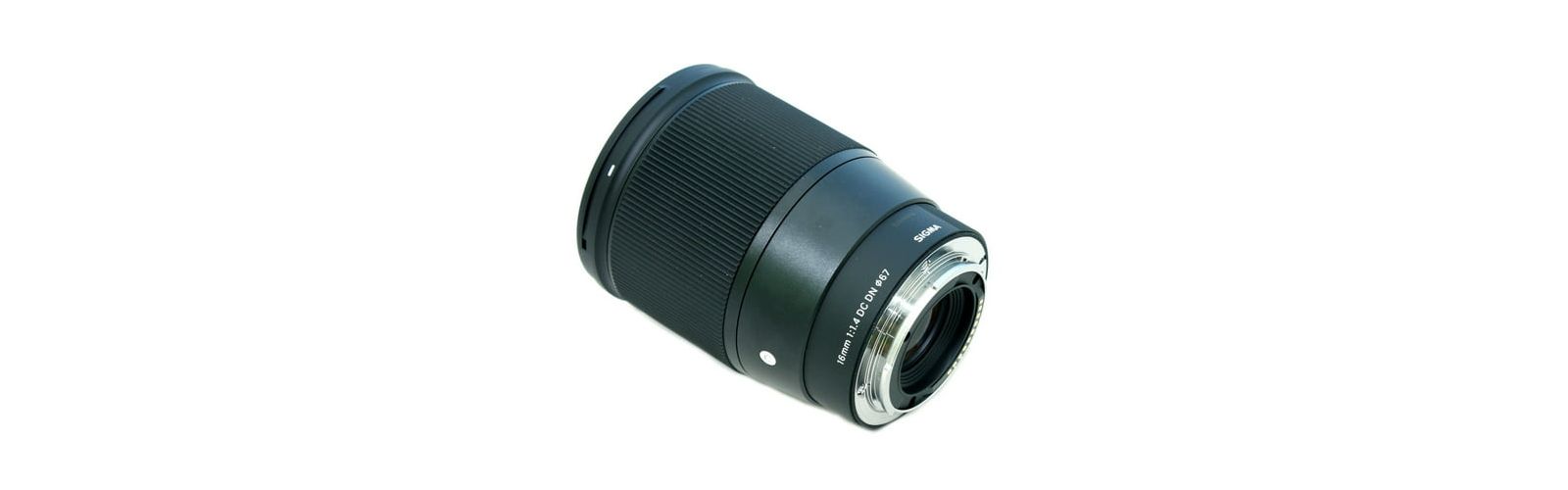 Объектив Sigma 16mm f/1.4 Contemporary DC DN Prime для Sony E