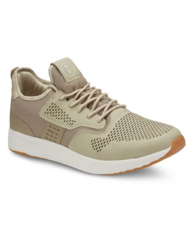 Reserved Footwear Men's The Chantrey Low-Top Athletic Sneaker