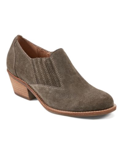 Earth Women's Jalin Almond Toe Slip-On Shooties