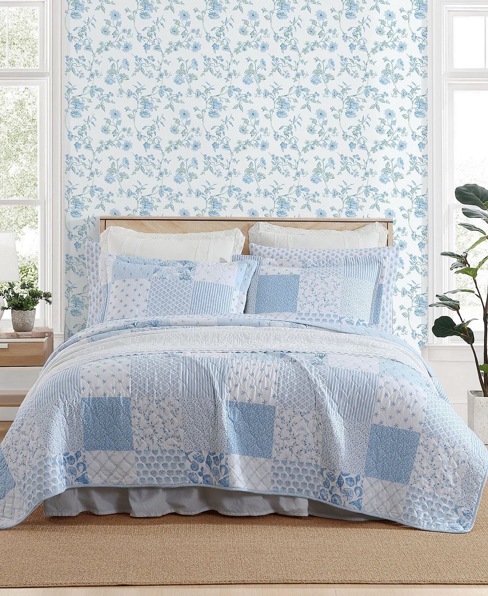 Laura Ashley Colleens Reversible 3 Piece Quilt Set, King