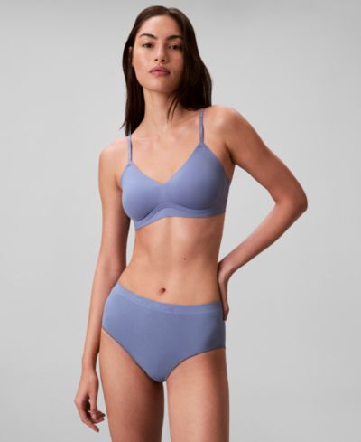 Calvin Klein Women's Invisibles Gel Wire Lightly Lined Bralette QF7142