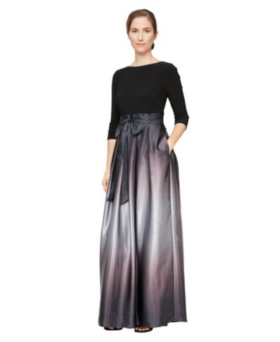 SL Fashions Women's 3/4-Sleeve Ombré Gown