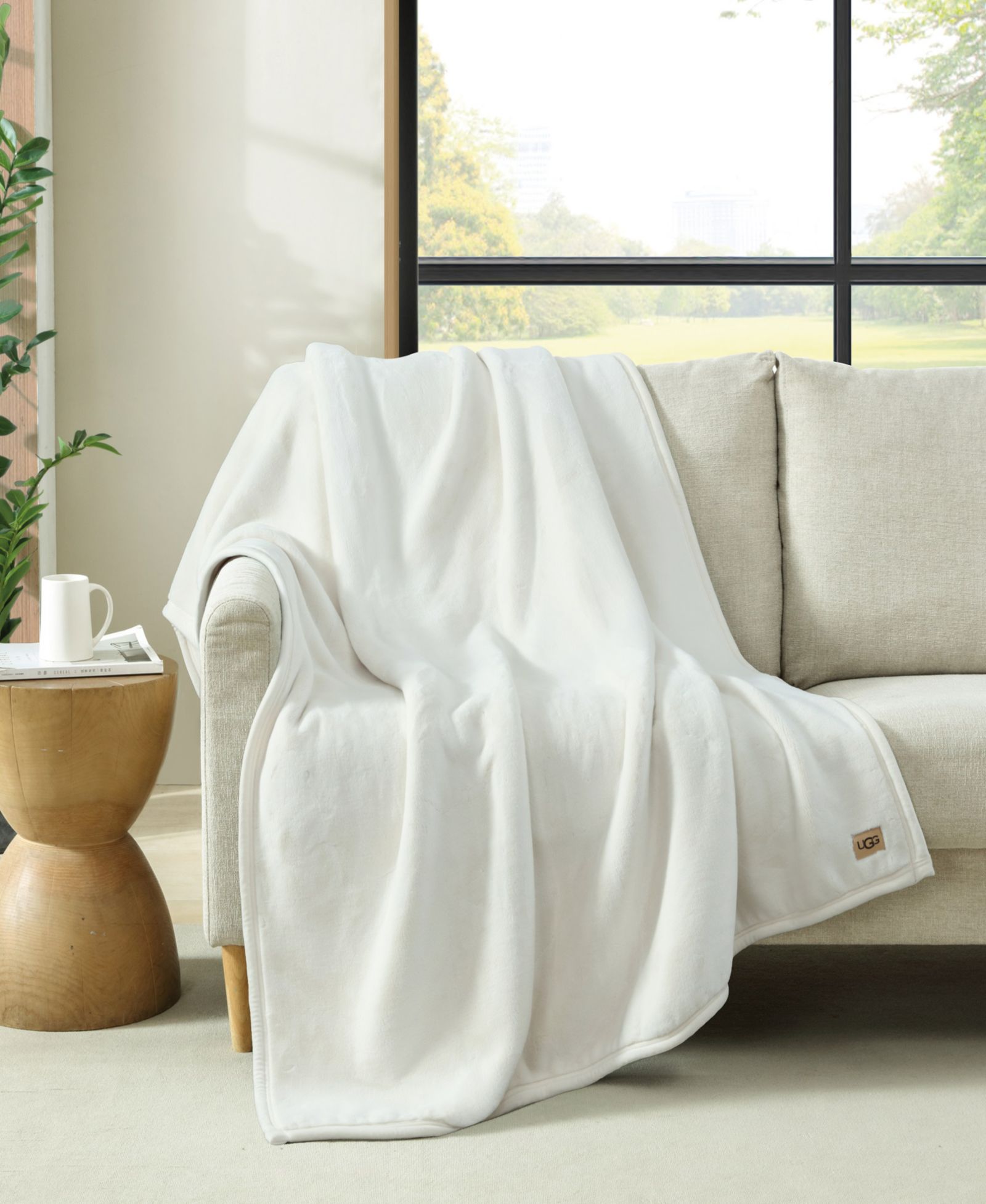 UGG® мягкий плед Coco Soft, 50" x 70"