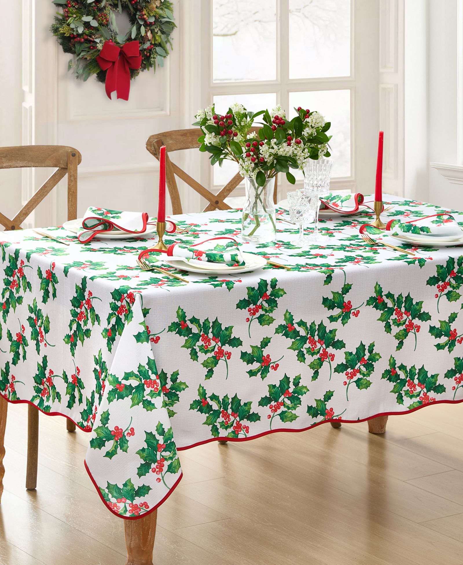 Elrene Classic Holly Scallop Border Rectangle Tablecloth, 144"x 60"