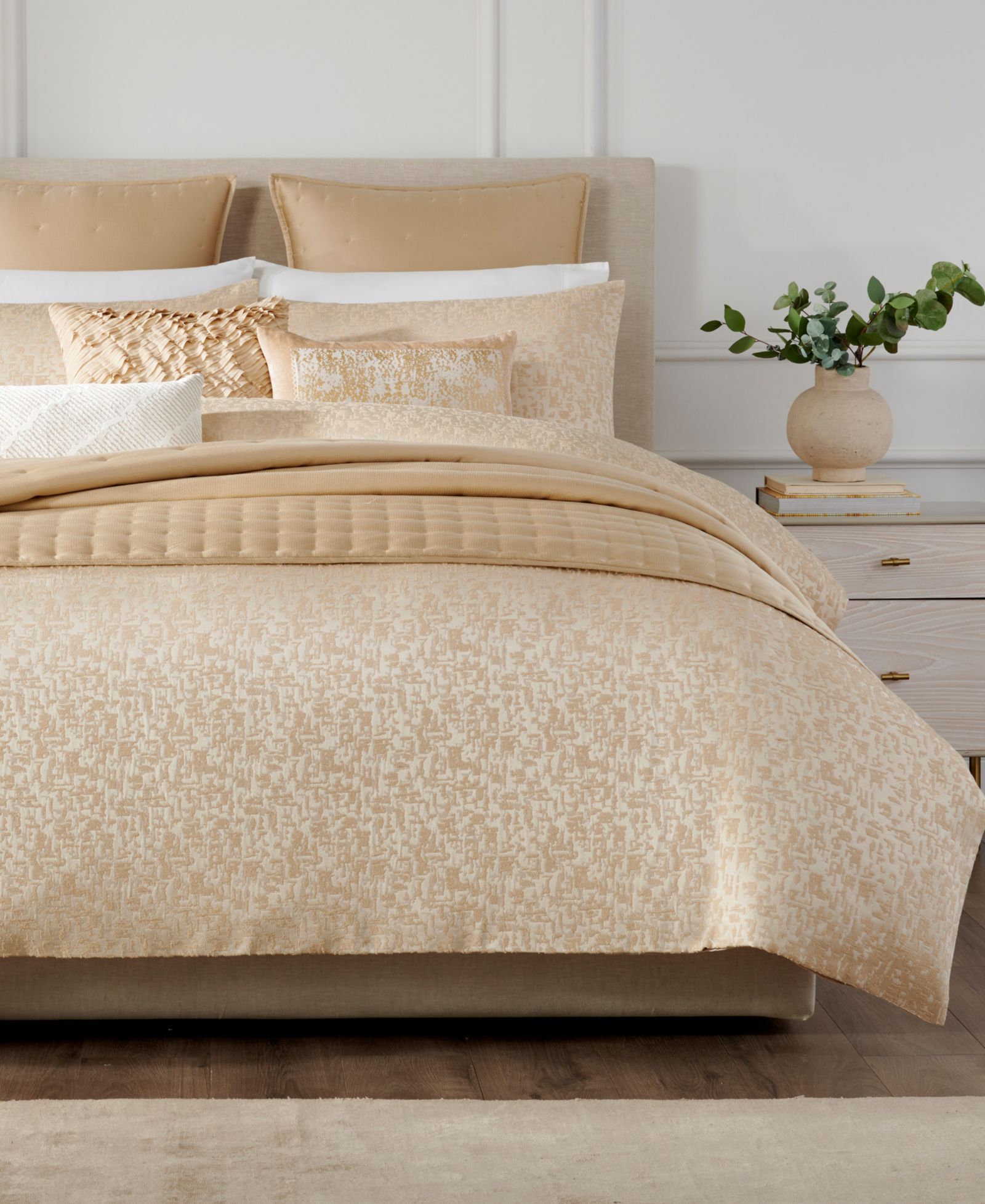 Покрывало Donna Karan Home Fragment Woven, Queen