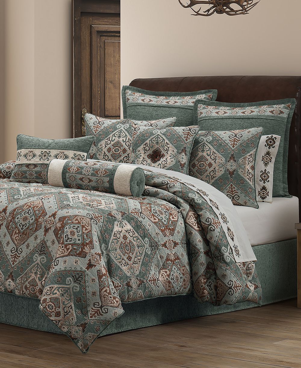 Комплект из 4 предметов J Queen New York Telluride, Queen