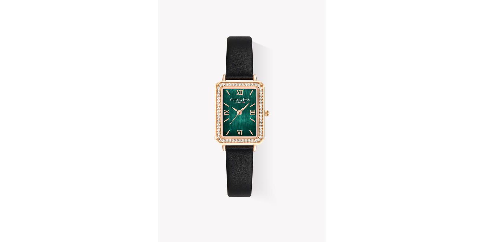 Часы Victoria Hyde London Women's Crystals Stainless Steel Bracelet Watch, 22×28mm