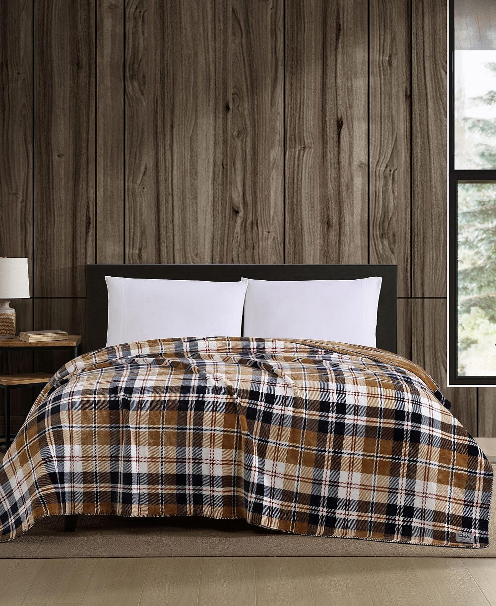 Eddie Bauer Trailhead Plaid Plush Reversible Blanket, Twin