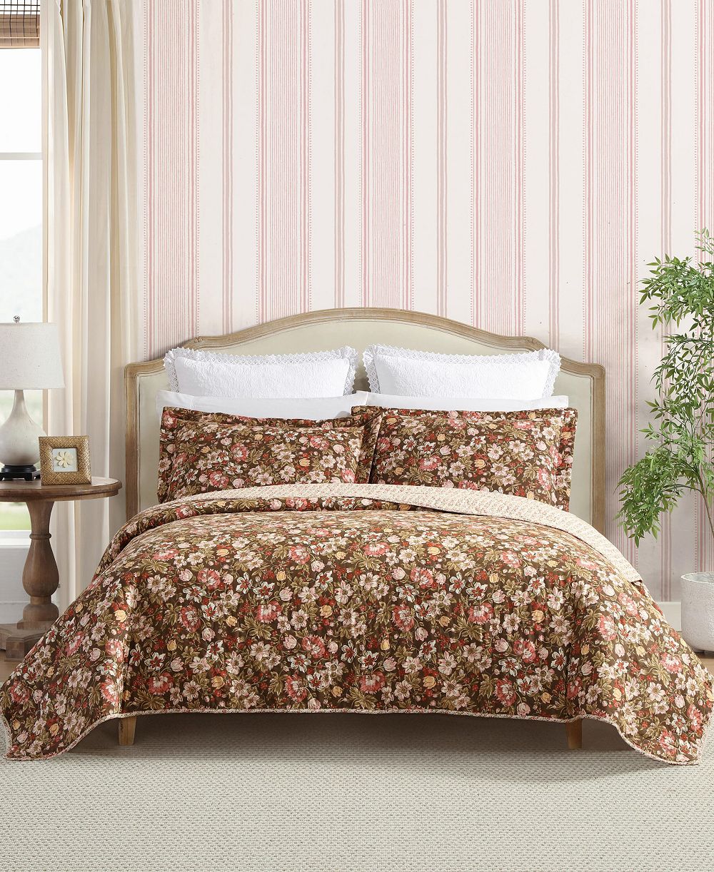 Laura Ashley Marta Reversible 3-Pc. Quilt Set, Full/Queen
