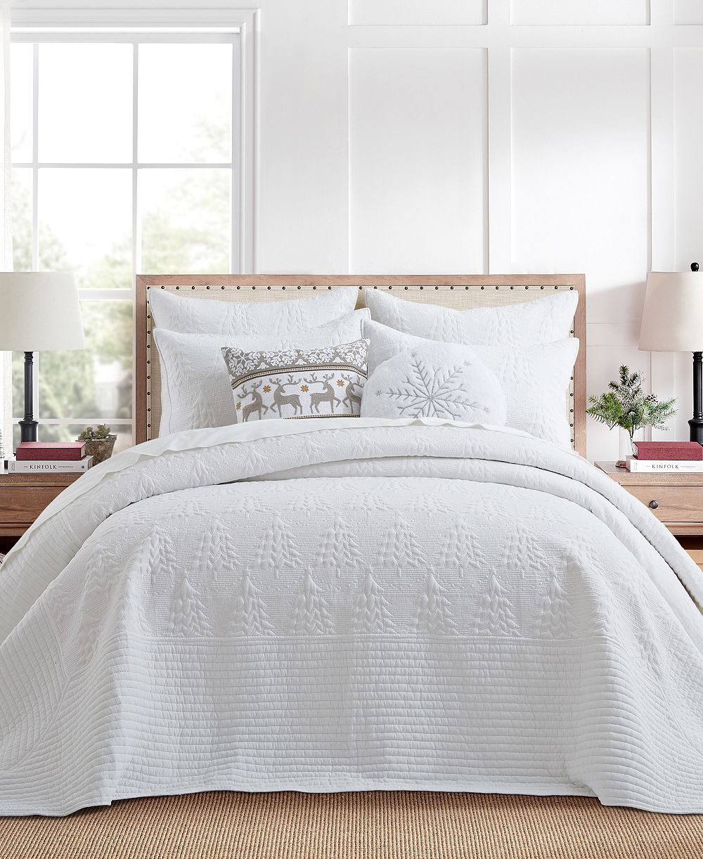 Levtex Home O Christmas Tree Stitching 2-Piece Bedspread Set, Twin/Twin XL