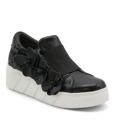 Женские модные кроссовки Charles David Sport Rachelle с декором из розетток