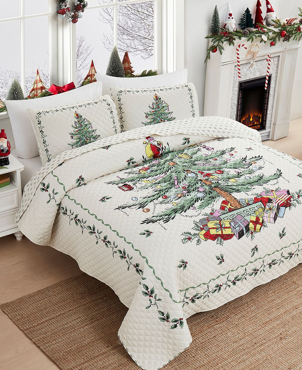 Spode Christmas Tree Reversible 3-Pc. Quilt Set, Full/Queen