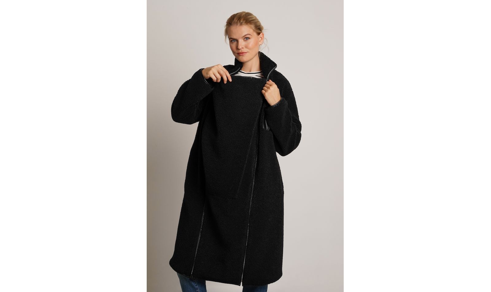 Длинное пальто NOM Maternity Teddi Baby Wearing