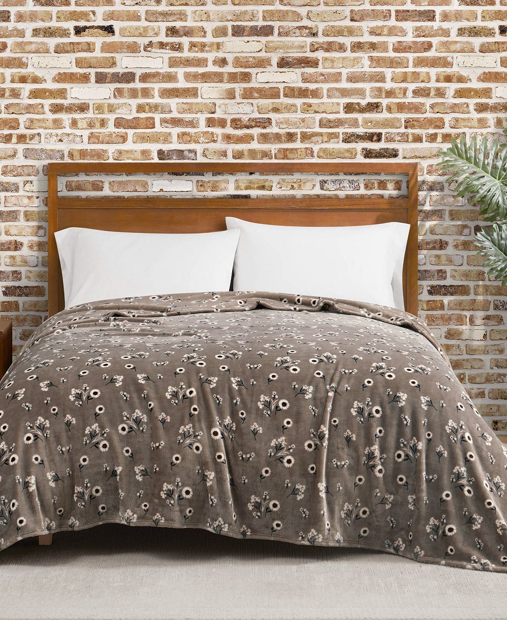 Lucky Brand Daisy Floral Cozy Plush Blanket, Twin