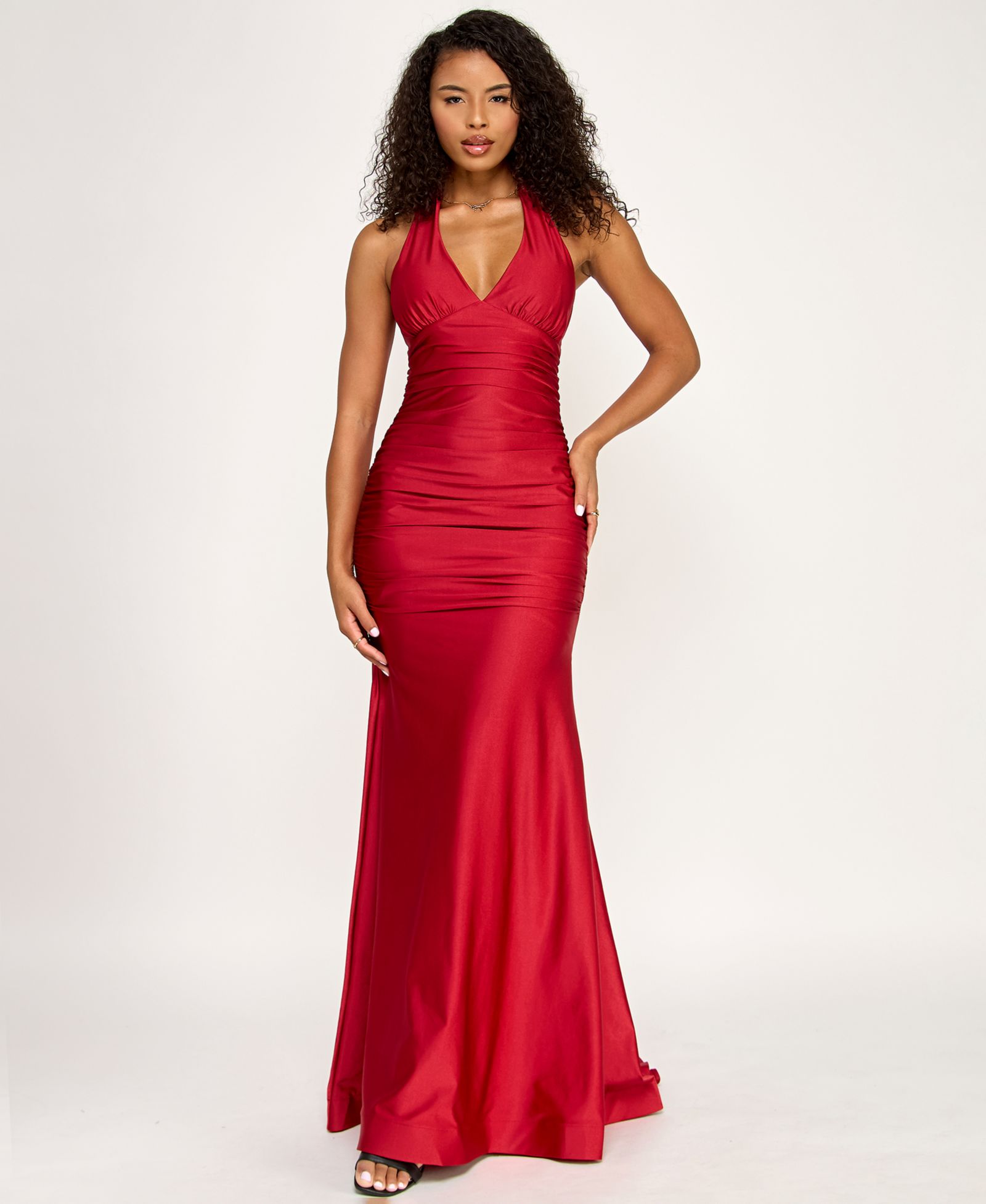 Emerald Sundae Juniors' Ruched Tie-Back Halter Gown