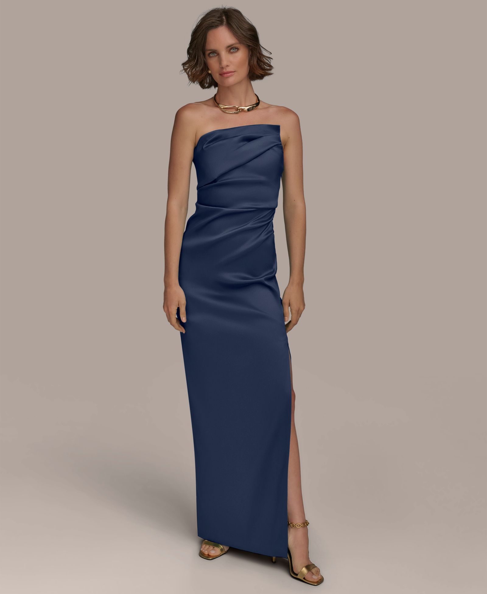 Женское вечернее платье Donna Karan New York Ruched Strapless Gown