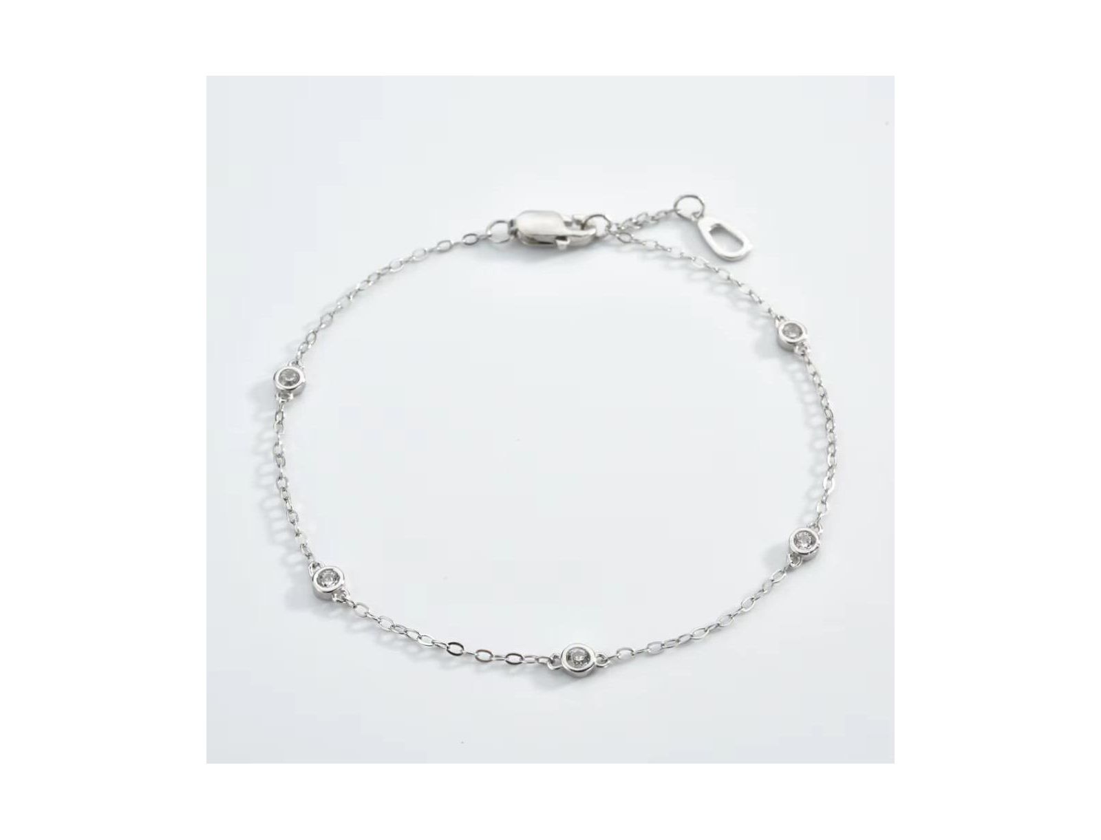 Cosmic Halo Bezel Classic Cubic Zirconia Bracelet