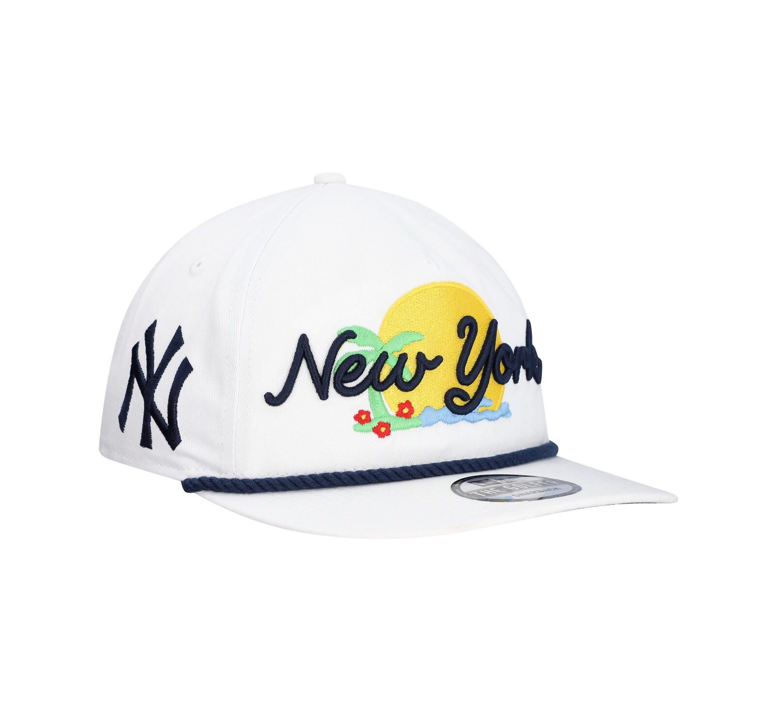 New Era Men's White New York Yankees Paradise Golfer Adjustable Hat
