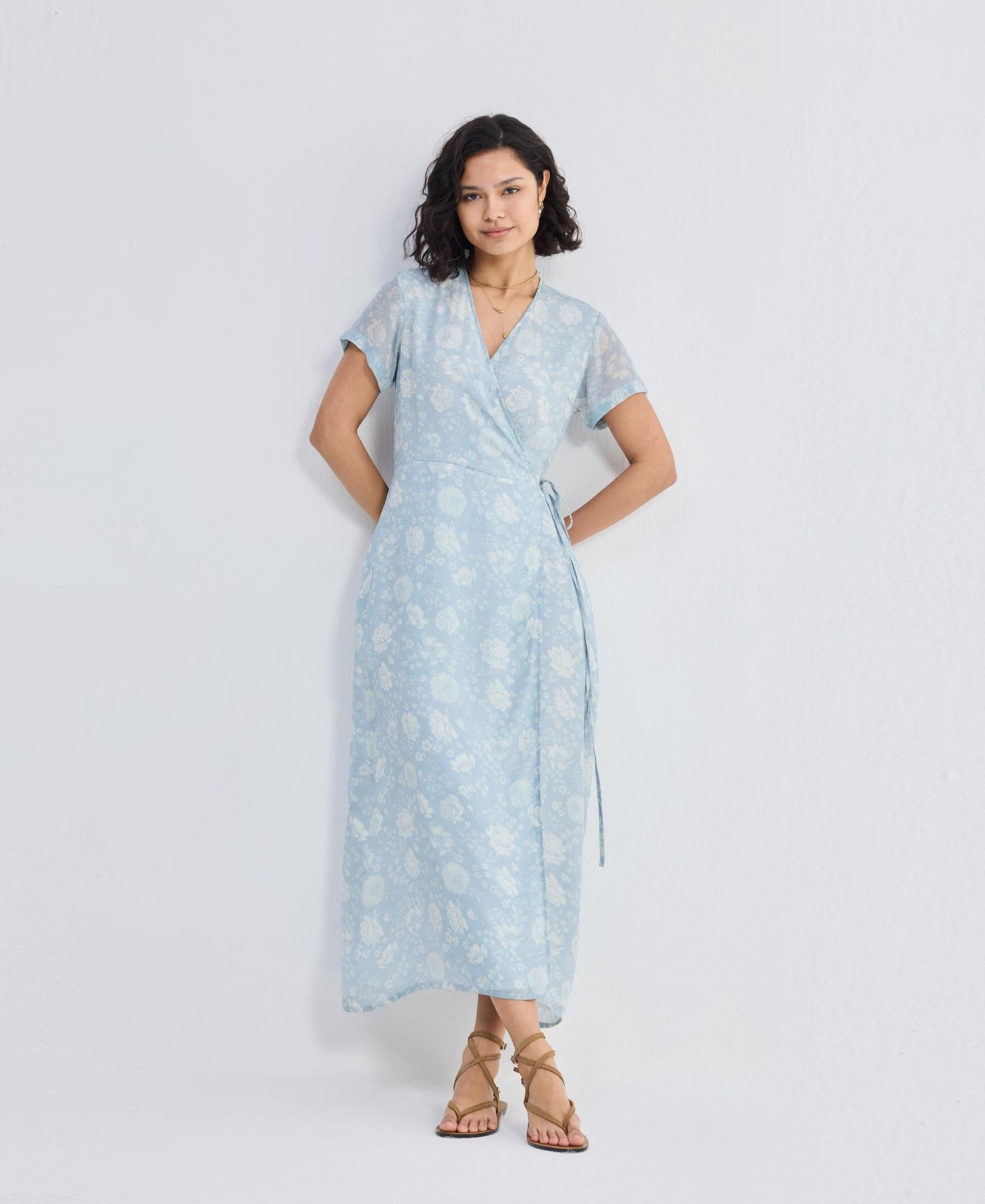 Reistor Women's Maxi Wrap Dress in Florals