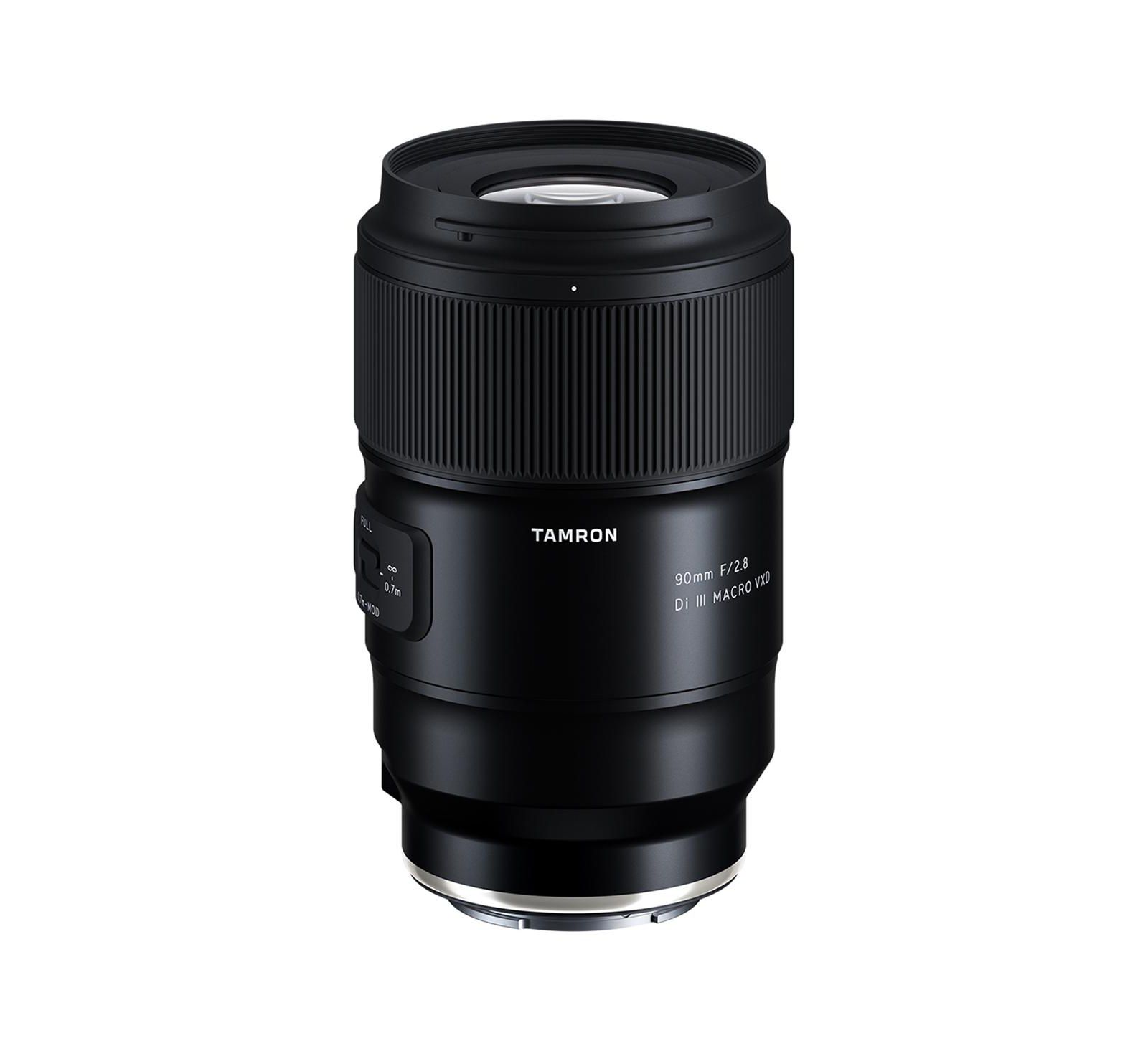 Макрообъектив Tamron 90mm f/2.8 Di III VXD для Sony E с комплектом фильтров