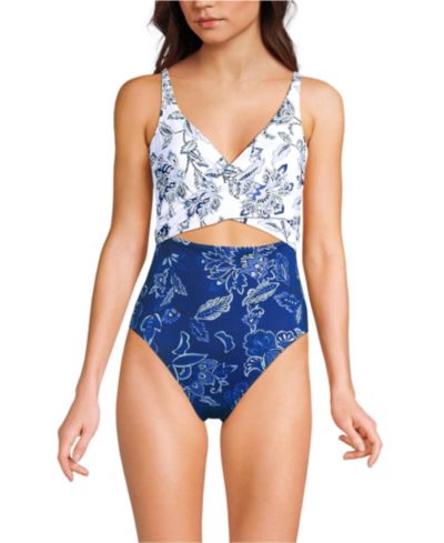 White/blue vintage floral mix