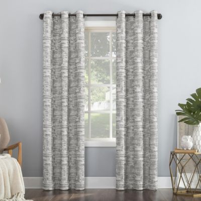 Штора Sun Zero Parrish Distressed Grid Thermal Extreme 100% Blackout Grommet Curtain Panel