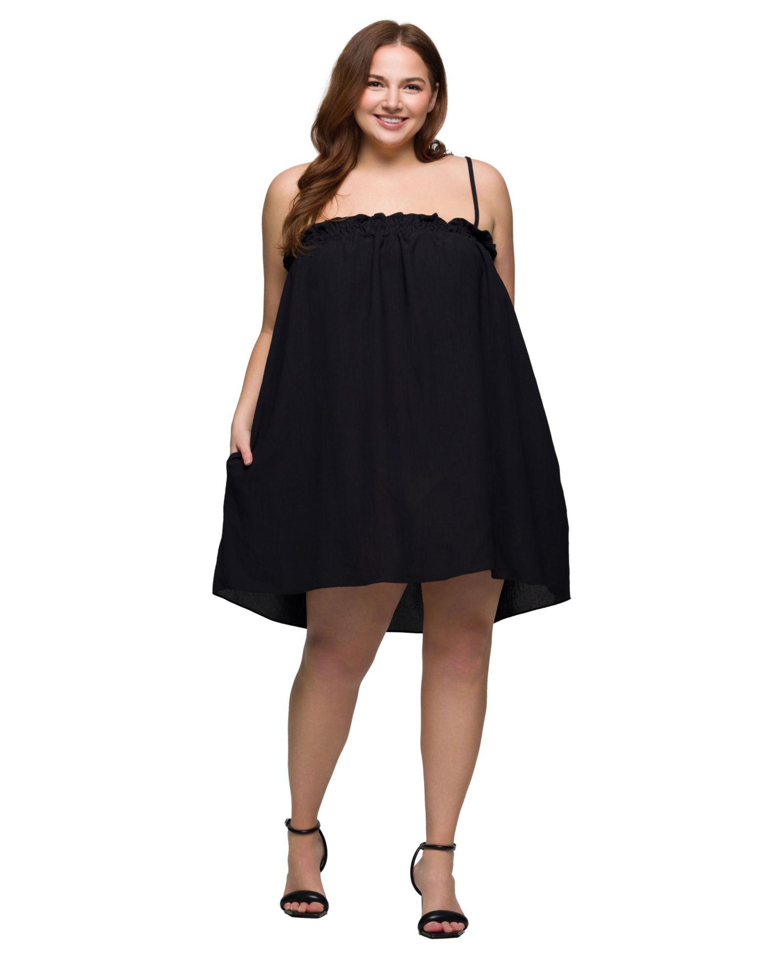24seven Comfort Apparel Женское мини-платье Plus Size Square Neck Spaghetti Strap Smocked Pocket