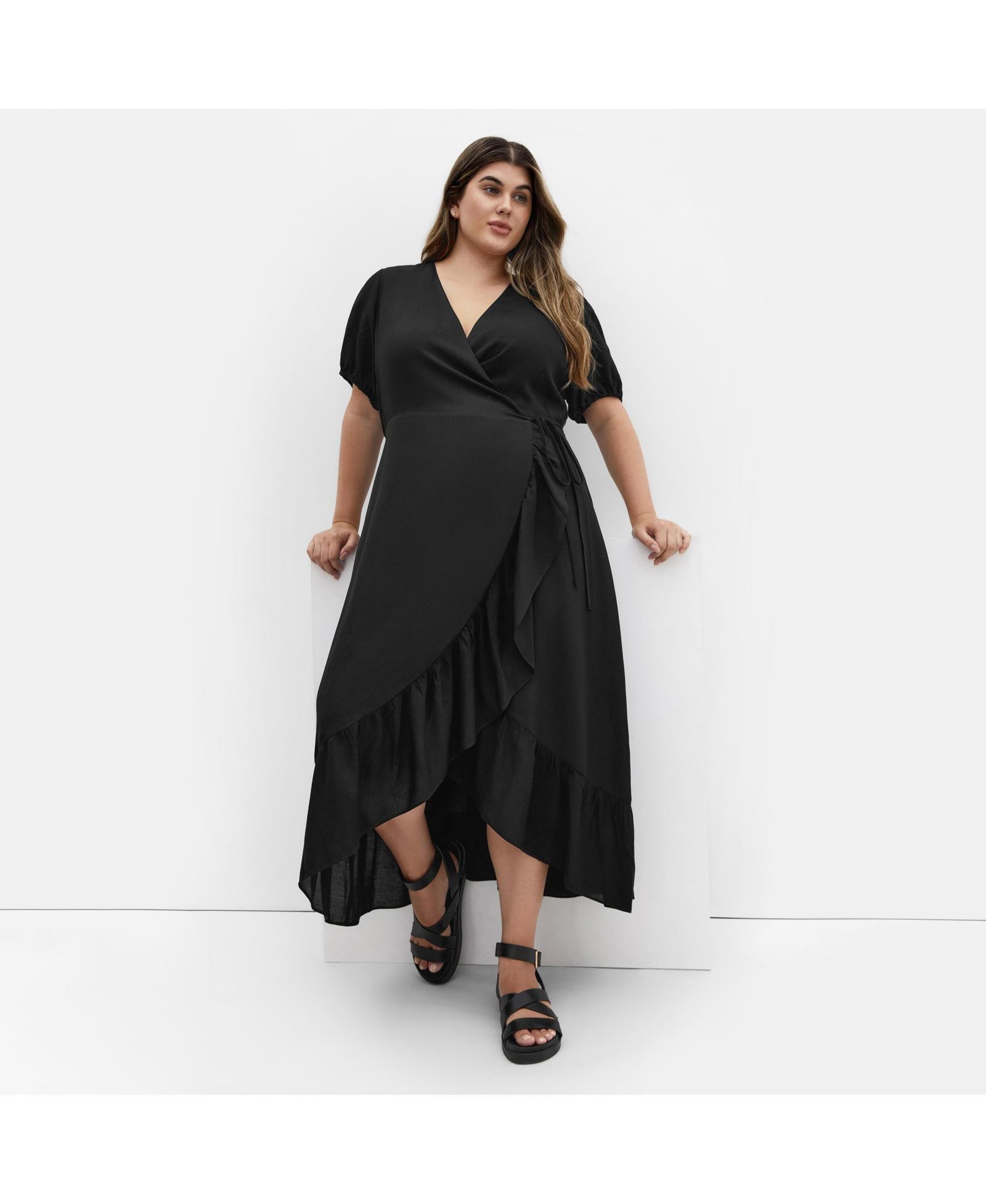 Женское платье CITY CHIC Sarina