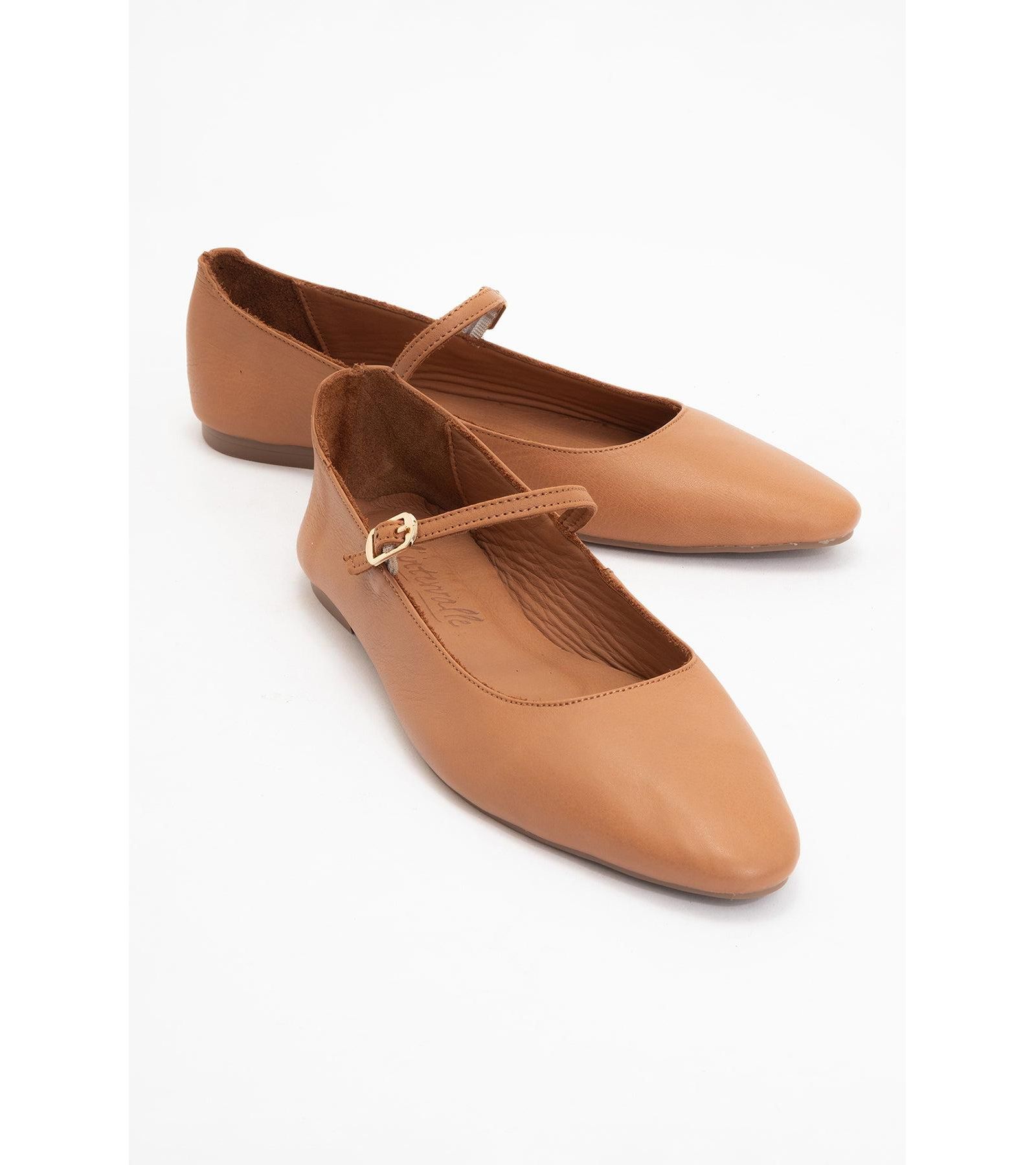 Forever & Always Shoes Women's Lara Leather Mary Jane Flats