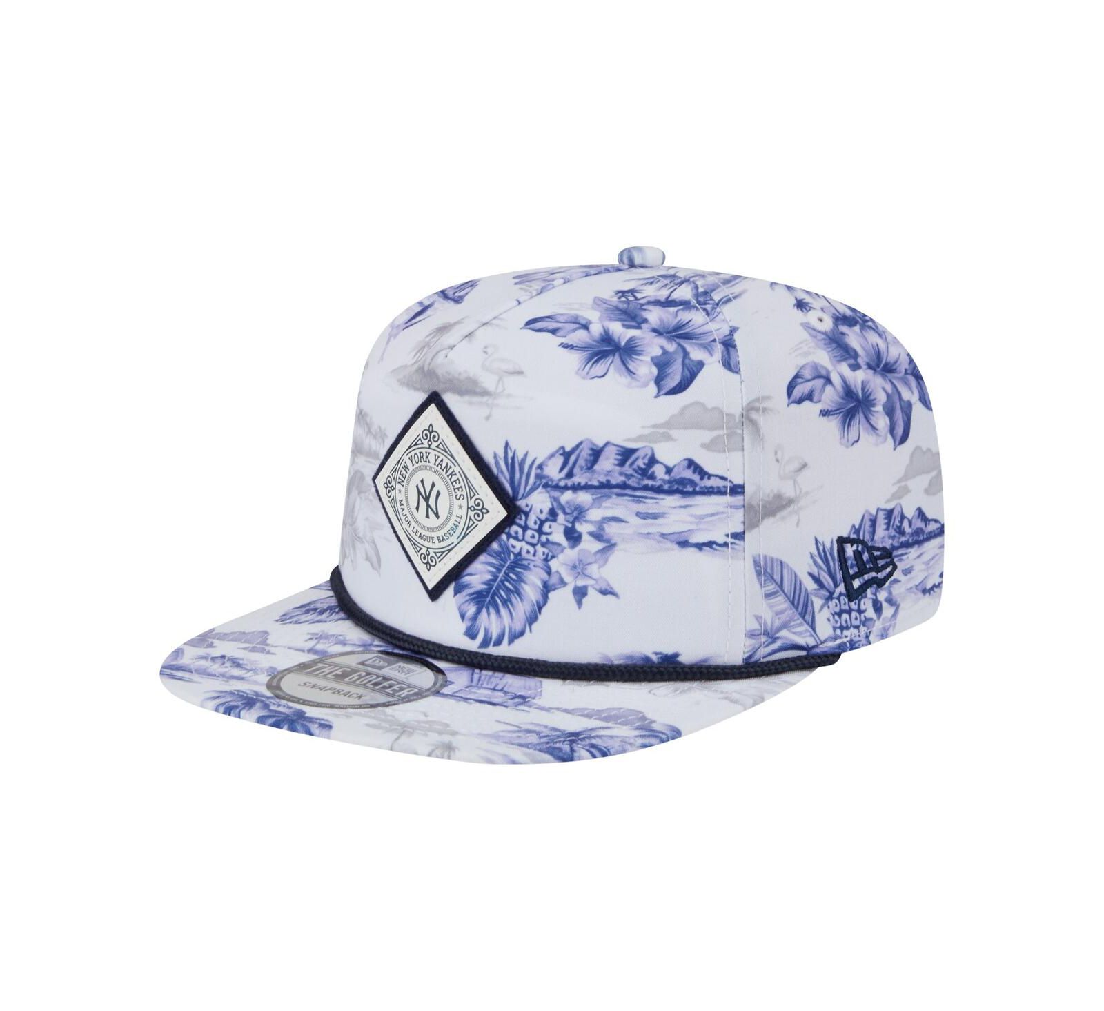 New Era Men's White New York Yankees Printed Island Golfer Snapback Hat