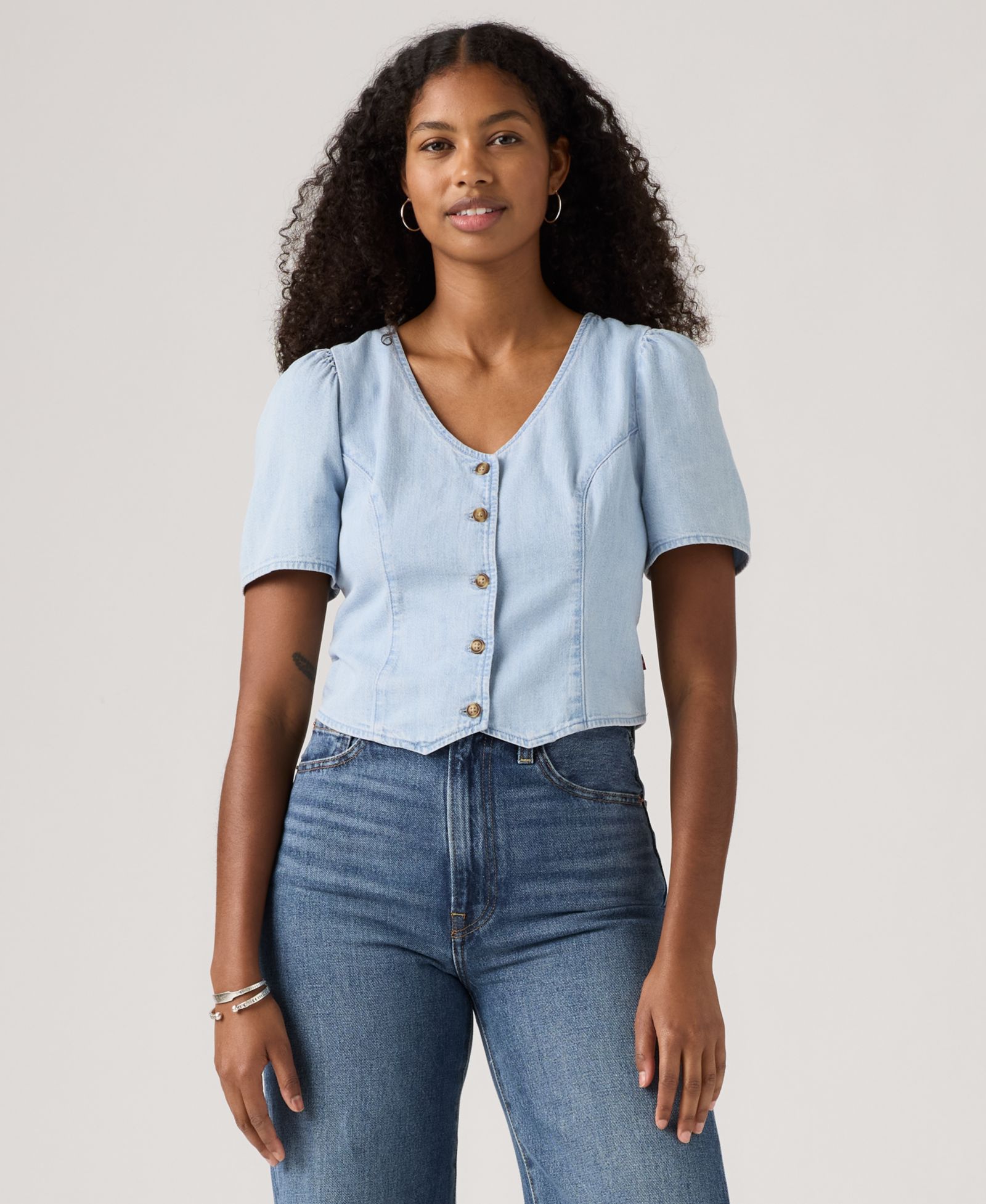 Levi's Women's Moxie Short-Sleeve Blouse