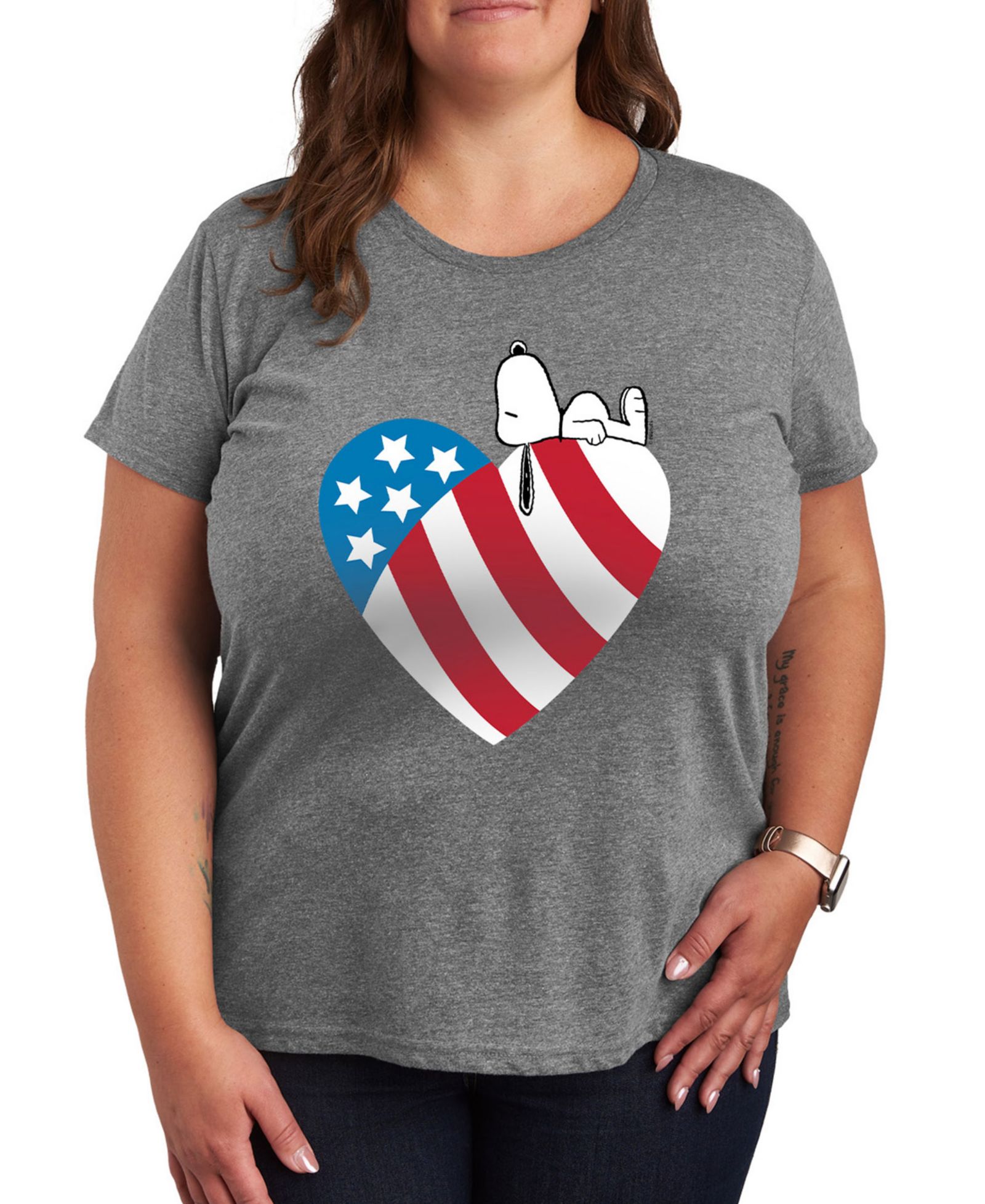 Футболка Hybrid Apparel Plus Size Peanuts Snoopy American Flag Heart Graphic