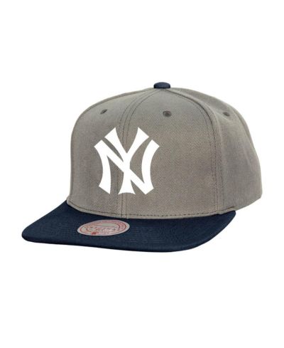 Mitchell & Ness Men's Gray New York Yankees Cooperstown Collection Basic Flip Snapback Hat