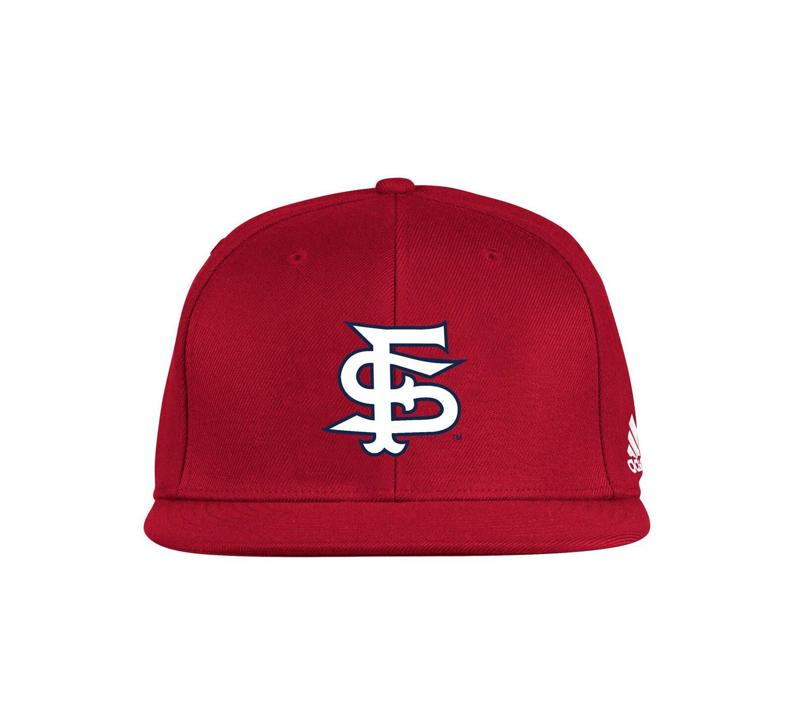 Мужская кепка Adidas Fresno State Bulldogs On-Field Fitted красного цвета