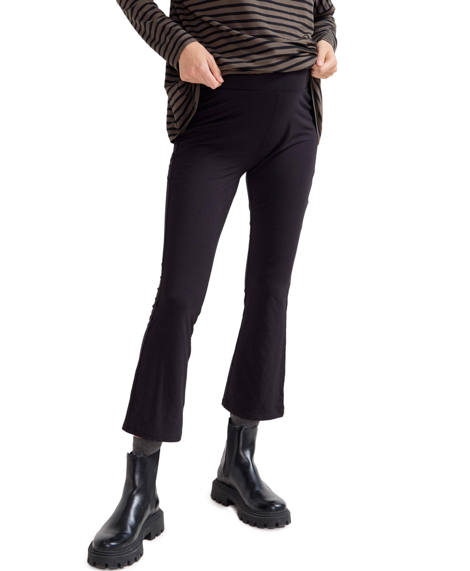 HATCH Collection Maternity The Ultimate Over the Bump Crop Flare Legging