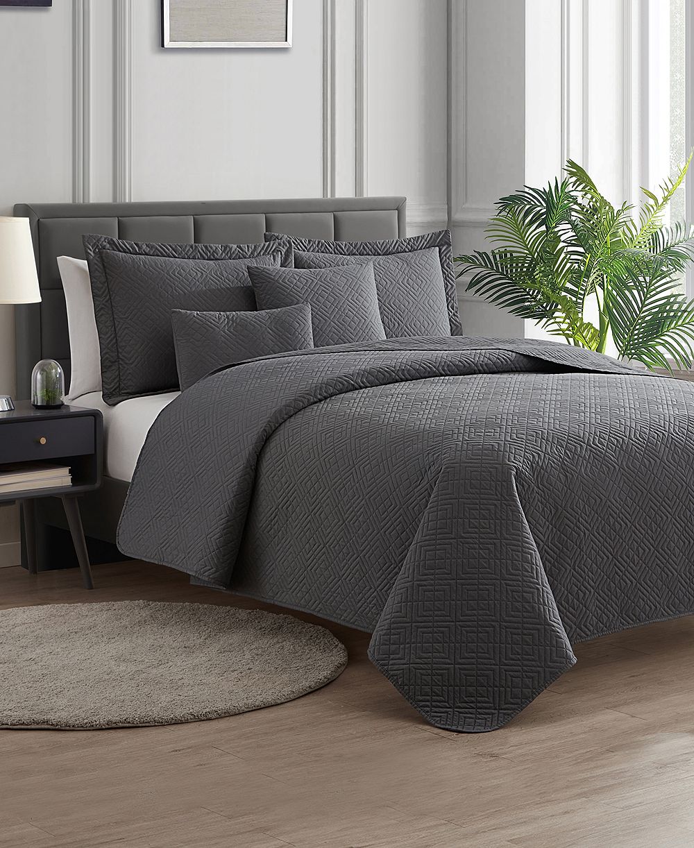 Nestl Diamond Embossed 5-Piece Quilt Set, Full/Queen