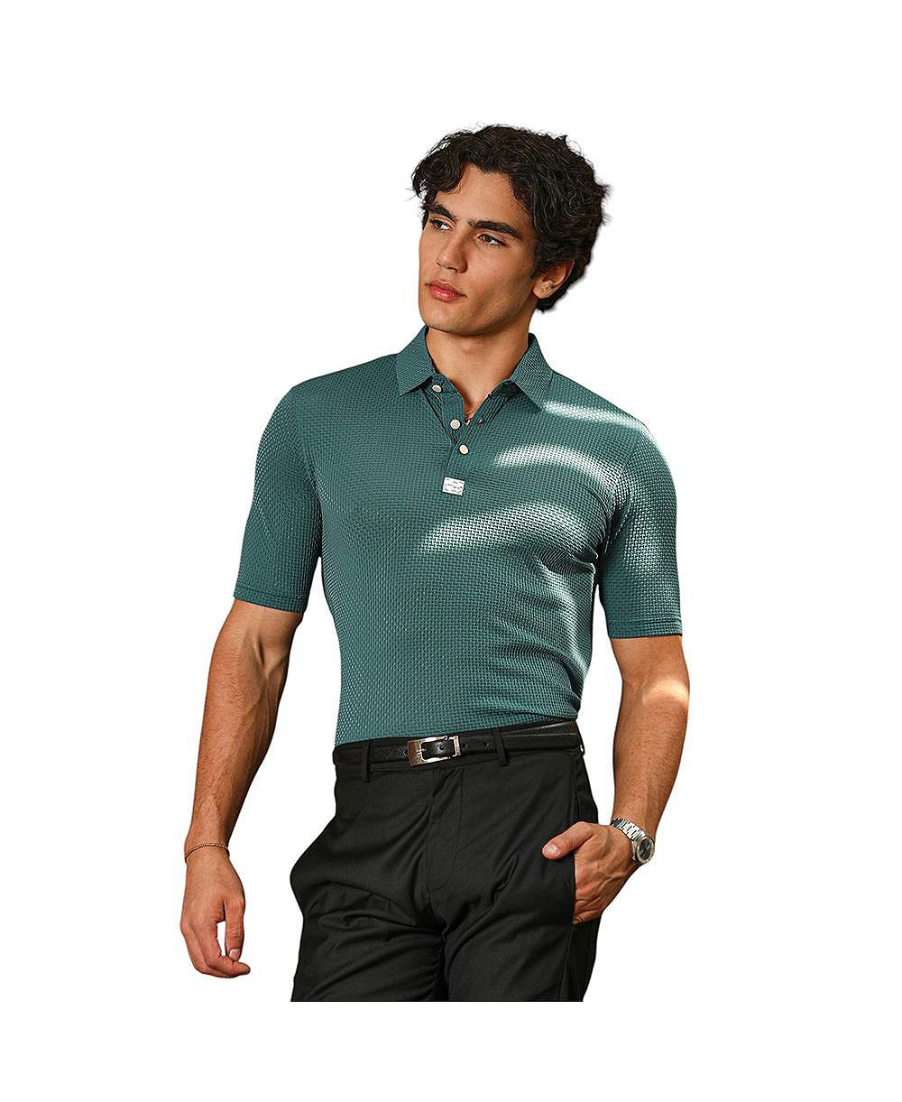 Campus Sutra Men's Emerald Green Warp-Tactile Polo T-Shirt