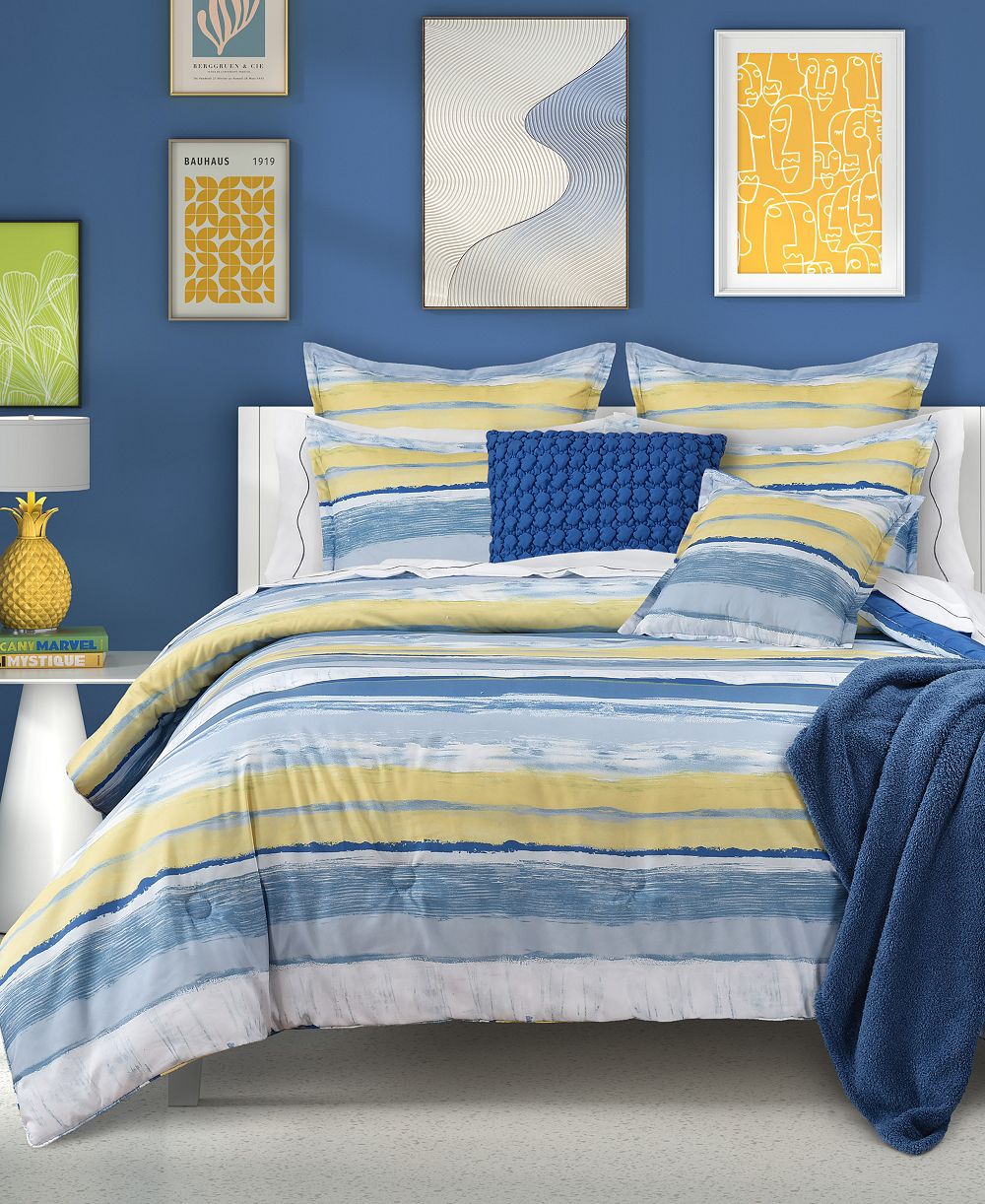 J. Queen Bold Seashore 3-Pc. Comforter Set, King/California King