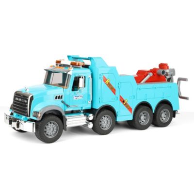 Bruder 1/16 Scale Mack Granite Tow Truck with Lights and Sounds