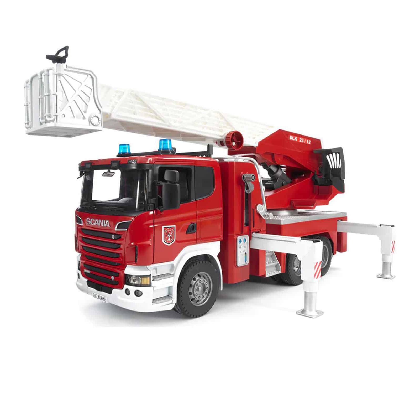 Bruder Scania Super 560R Fire Engine Truck 1/16 с лестницей и звуковыми эффектами