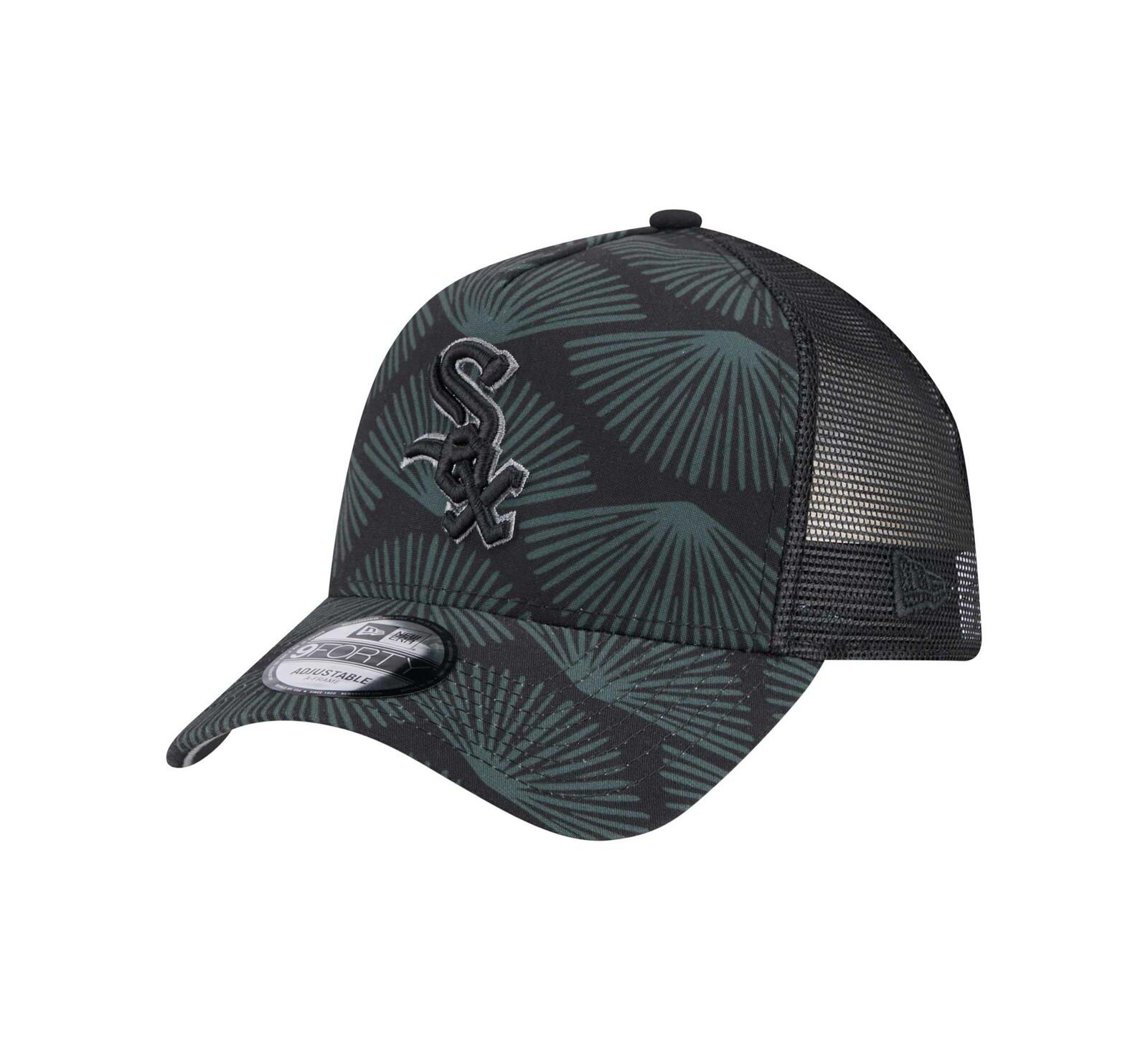 New Era Men's Black Chicago White Sox 9FORTY A-Frame Trucker Adjustable Hat