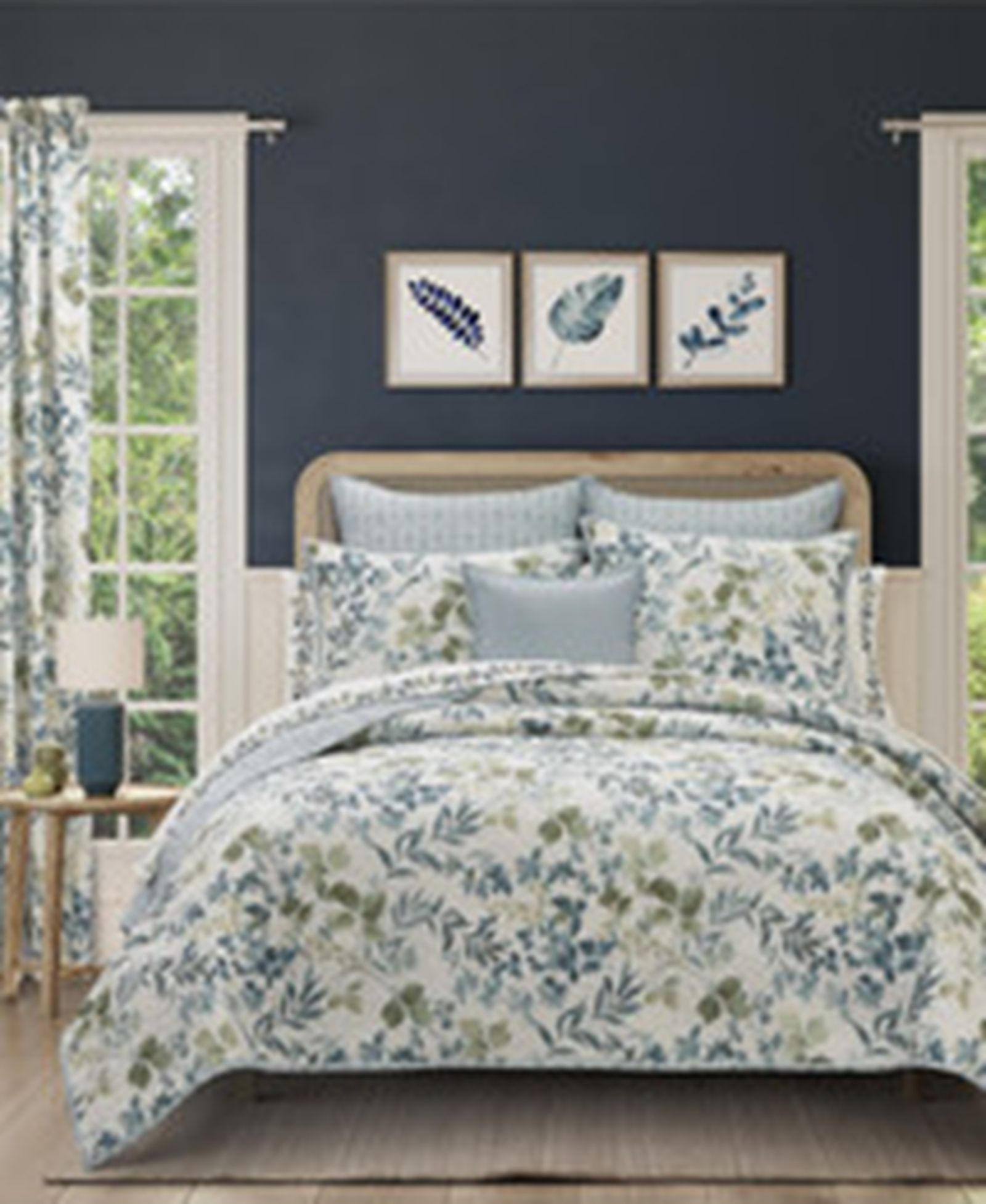 Royal Court Evergreen Botanical Leaf 3-Pc. Quilt Set, Full/Queen