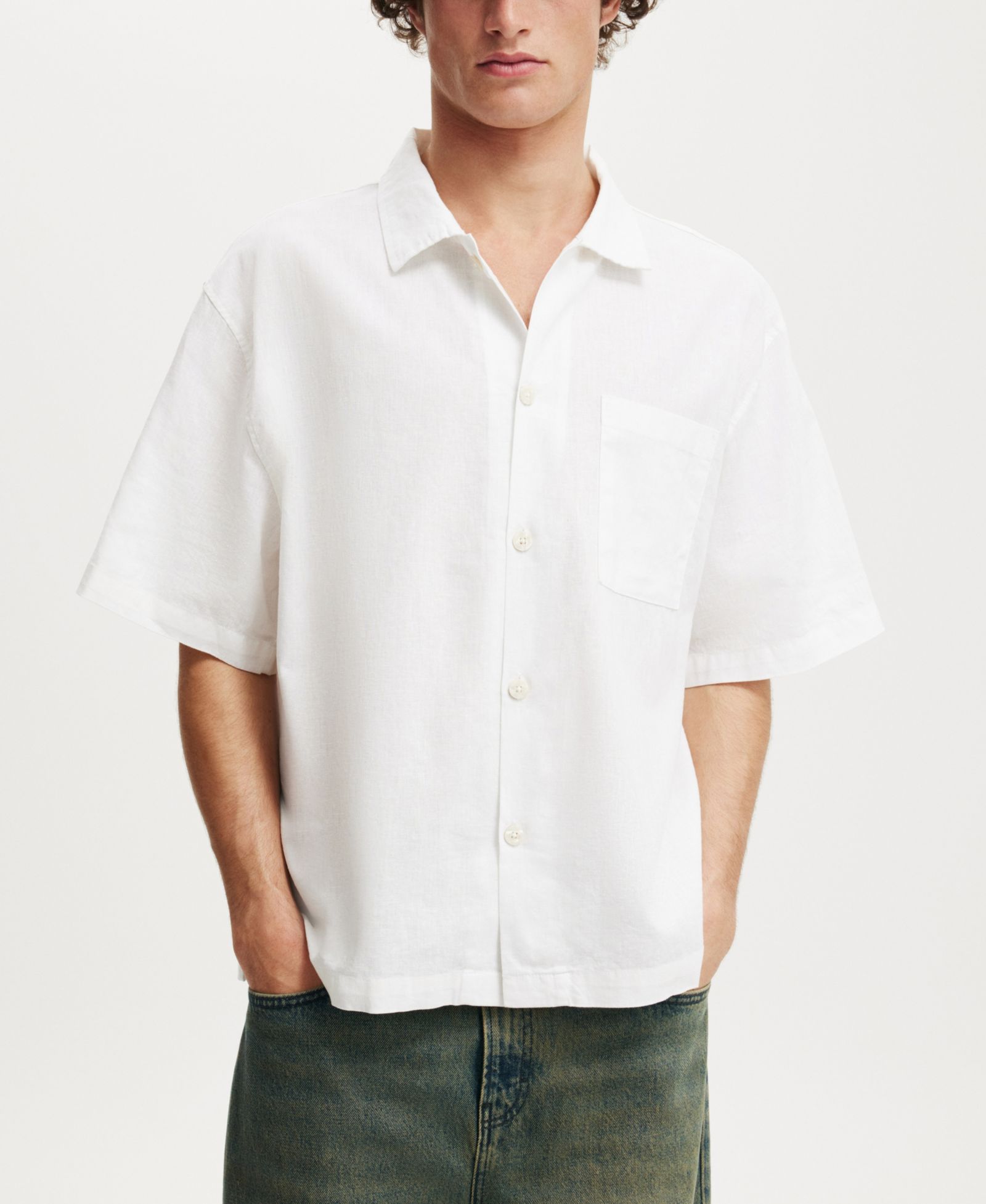 COTTON ON Men's Eli Short Sleeve Shirt