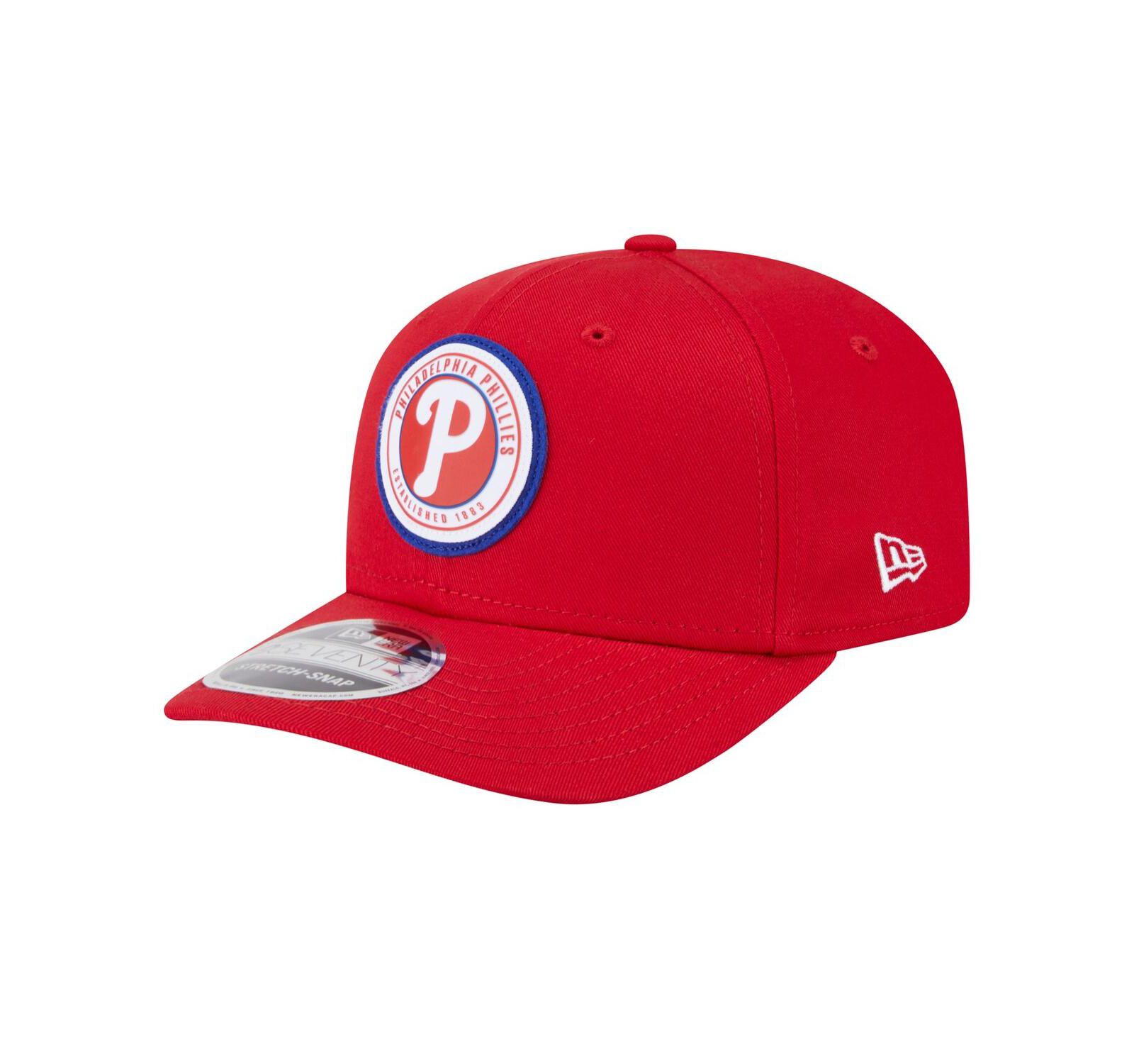 New Era Men's Red Philadelphia Phillies Circle Patch 9SEVENTY Stretch-Snap Hat