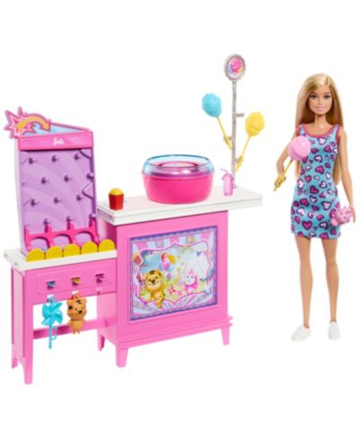 Barbie Beach Detectives Malibu Fashion Doll with Game Booth and Cotton Candy Machine, Ages 3+