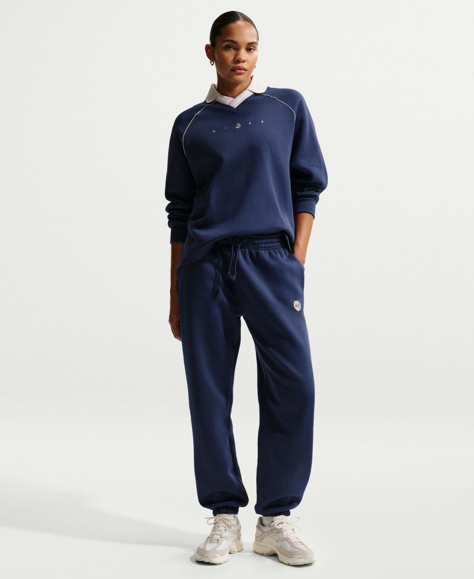 Брюки Nike Sportswear Women's Phoenix Fleece оверсайз